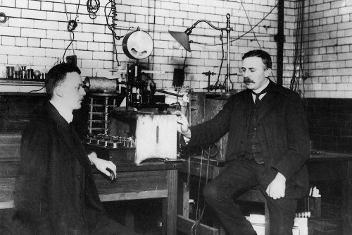 Hans Geiger and Ernest Rutherford
