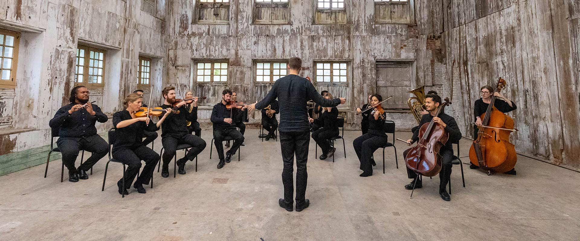 Dr Leo Geyer and orchestra
