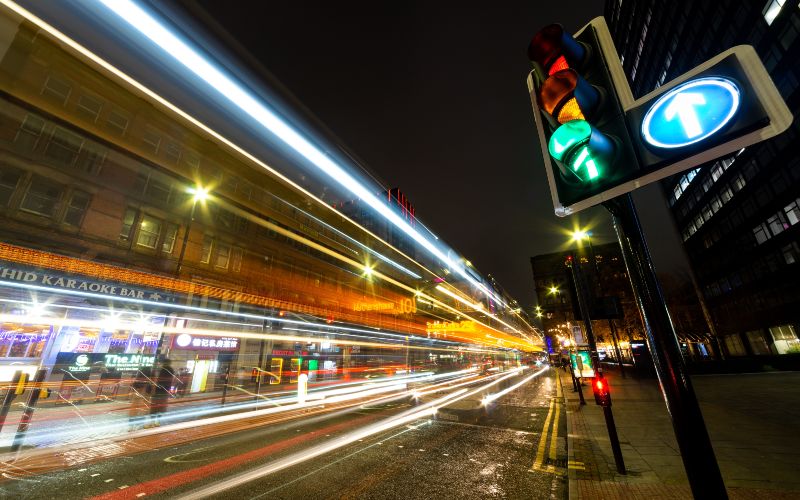 Traffic lights at night