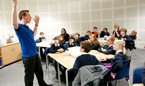 Teaching session at Jodrell Bank