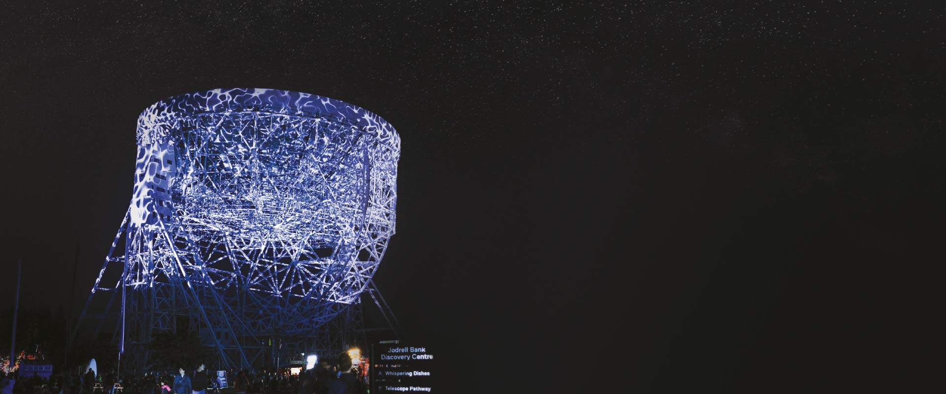 Jodrell Bank at night