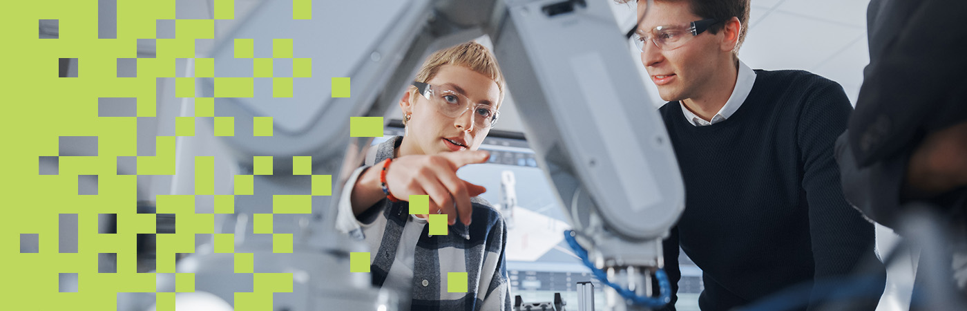 Decorative banner image showing two people working in a lab.