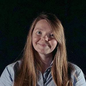 Dr Elizabeth Lewis