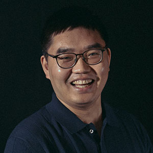 Dr Hongpeng Zhou