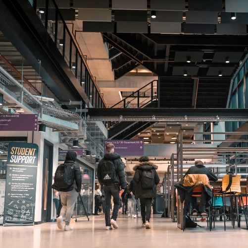 <p>Discover more about the campus, key buildings and the best places to go. </p>